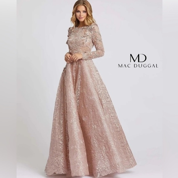 NWT Mac Duggal EMBELLISHED ILLUSION LONG SLEEVE A LINE GOWN Sz 4 Wedding Prom - Picture 2 of 16